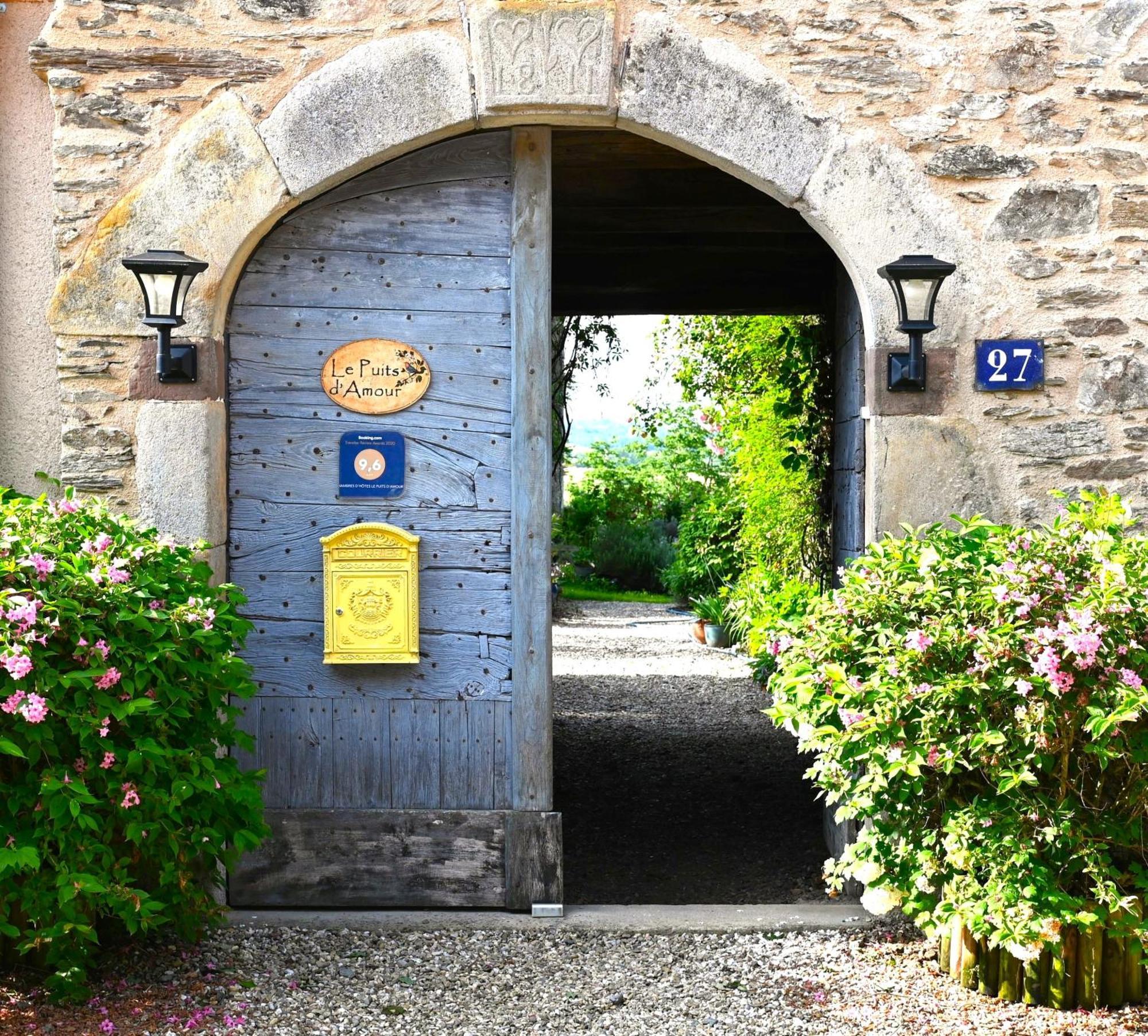 Chambres D'Hotes Le Puits D'Amour Mirandol-Bourgnounac Exteriér fotografie