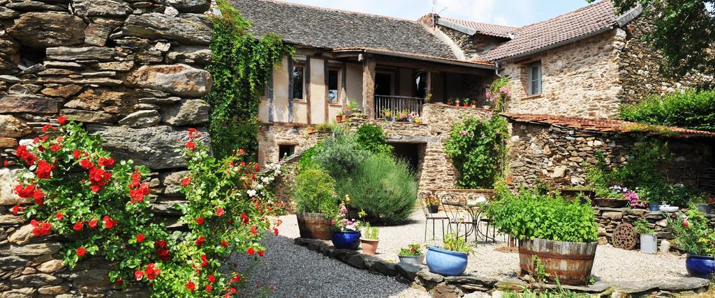 Chambres D'Hotes Le Puits D'Amour Mirandol-Bourgnounac Exteriér fotografie